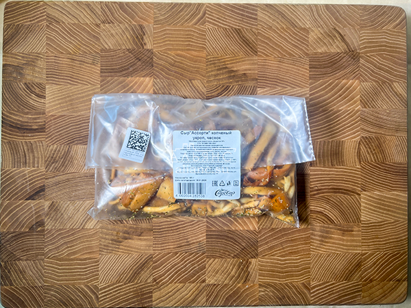 Сыр 150 гр ГОРНЫЙ СЫРОВАР (Ассорти копчёный с укропом и чесноком) в Салавате